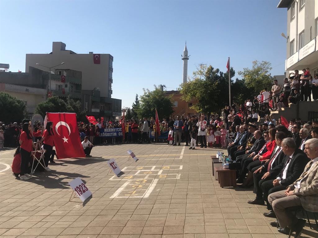 29 Ekim Cumhuriyet Bayramı Coşkuyla Kutlandı